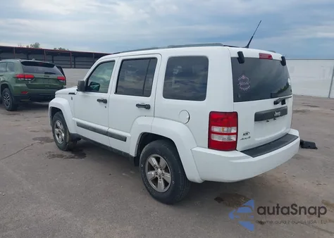 2011 Jeep Liberty Sport z USA, uszkodzony, nr VIN 1J4PN2GK1BW540311